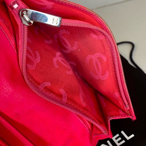 CHANEL Cambon Bi fold Long Wallet Line Coco Mark Leather / Black ~ Neon Pink COA - Picture 6 of 16